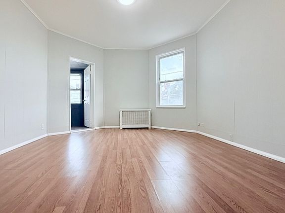3rd image of 17-19 Spencer St #2