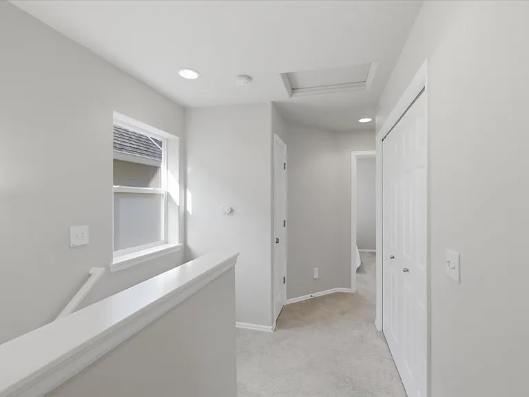 3519 SE Quayside St — Photo 17