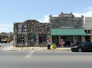 100 N Houston St, Granbury, TX 76048