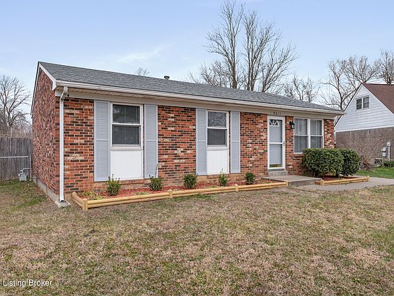 3rd image of 9611 Britannia Ct