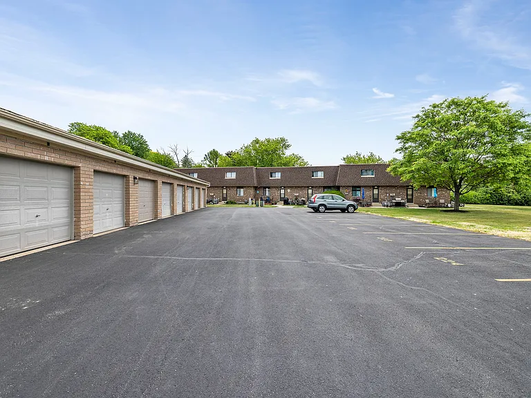 Stone Point Exterior | Detached Garages
