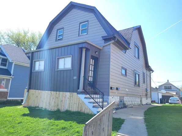 1225 Missouri AVENUE #Upper, South Milwaukee, WI 53172