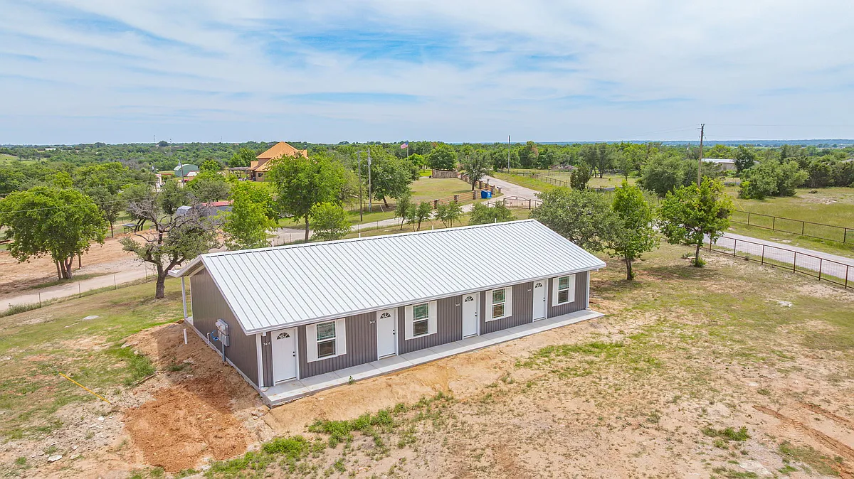 Building Photo - 5415 County Road 456
