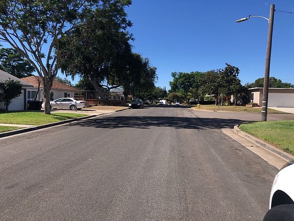 4th image of 483 Minot Ave