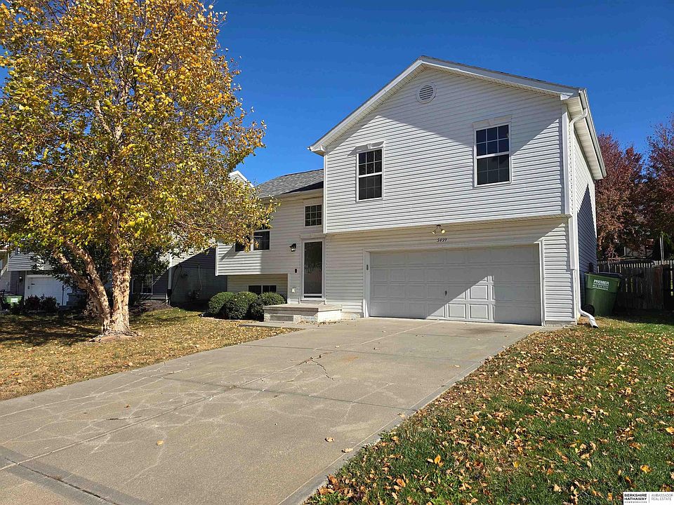 1st image of 5459 S 194th Ave