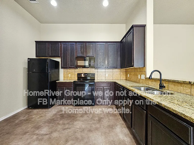 2564 Pahmeyer Rd — Photo 1