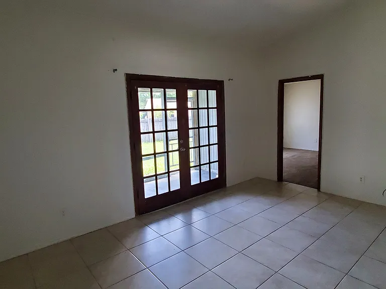 1222 Tino Ct — Photo 15