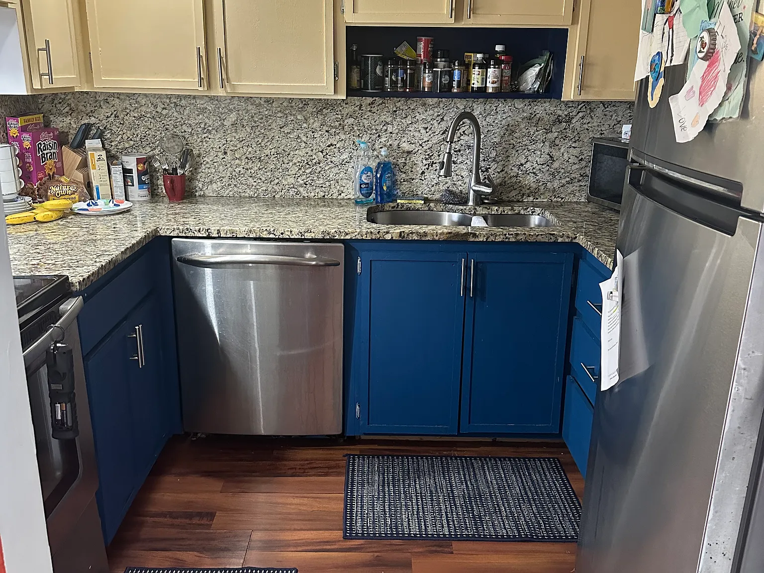 2 bed, 1044 sqft, $2,100 — Photo 3