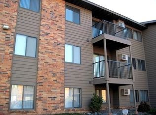 240 2nd St NE APT 206, Saint Cloud, MN 56304