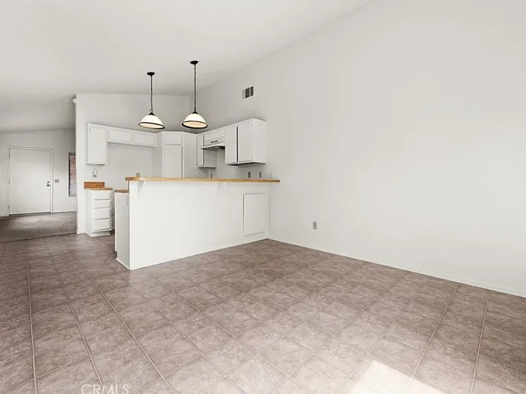 22961 Chambray Dr — Photo 8