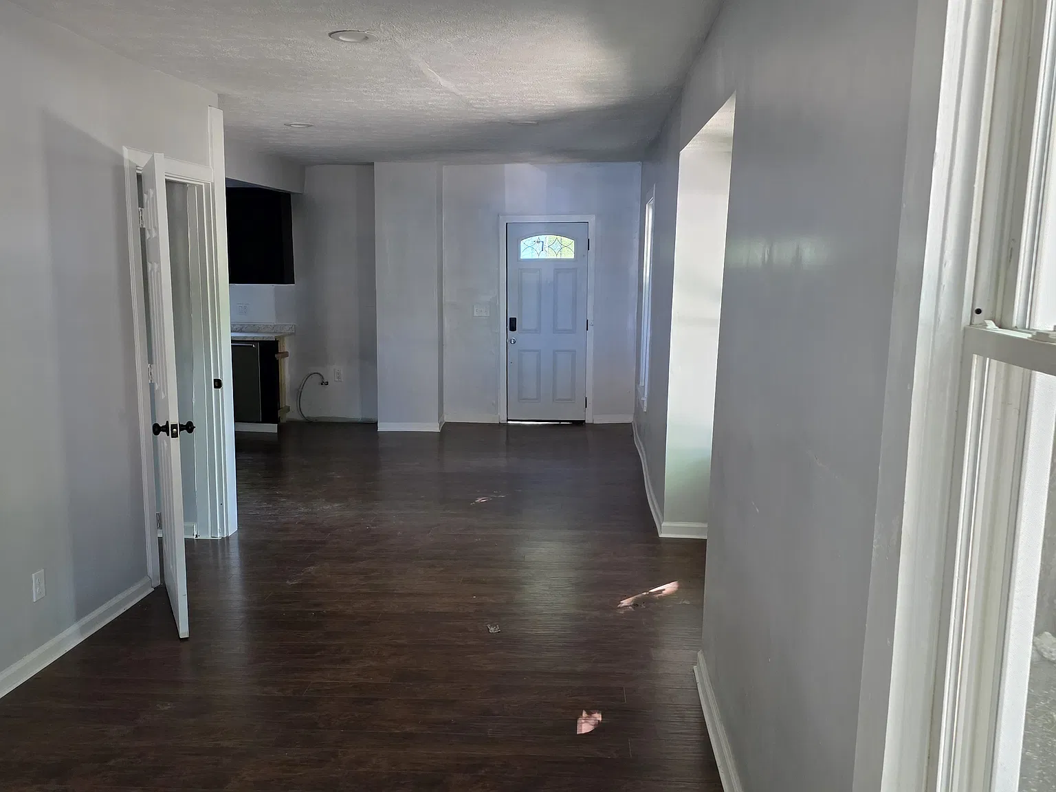 3 bed, 1454 sqft, $1,200 — Photo 3