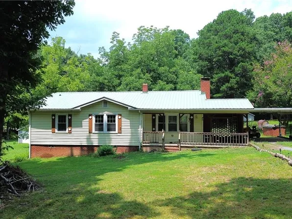 326 Northwood Dr, Asheboro, NC 27203