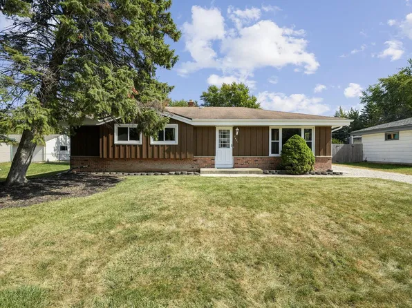 7451 Blackhawk DRIVE, Racine, WI 53402
