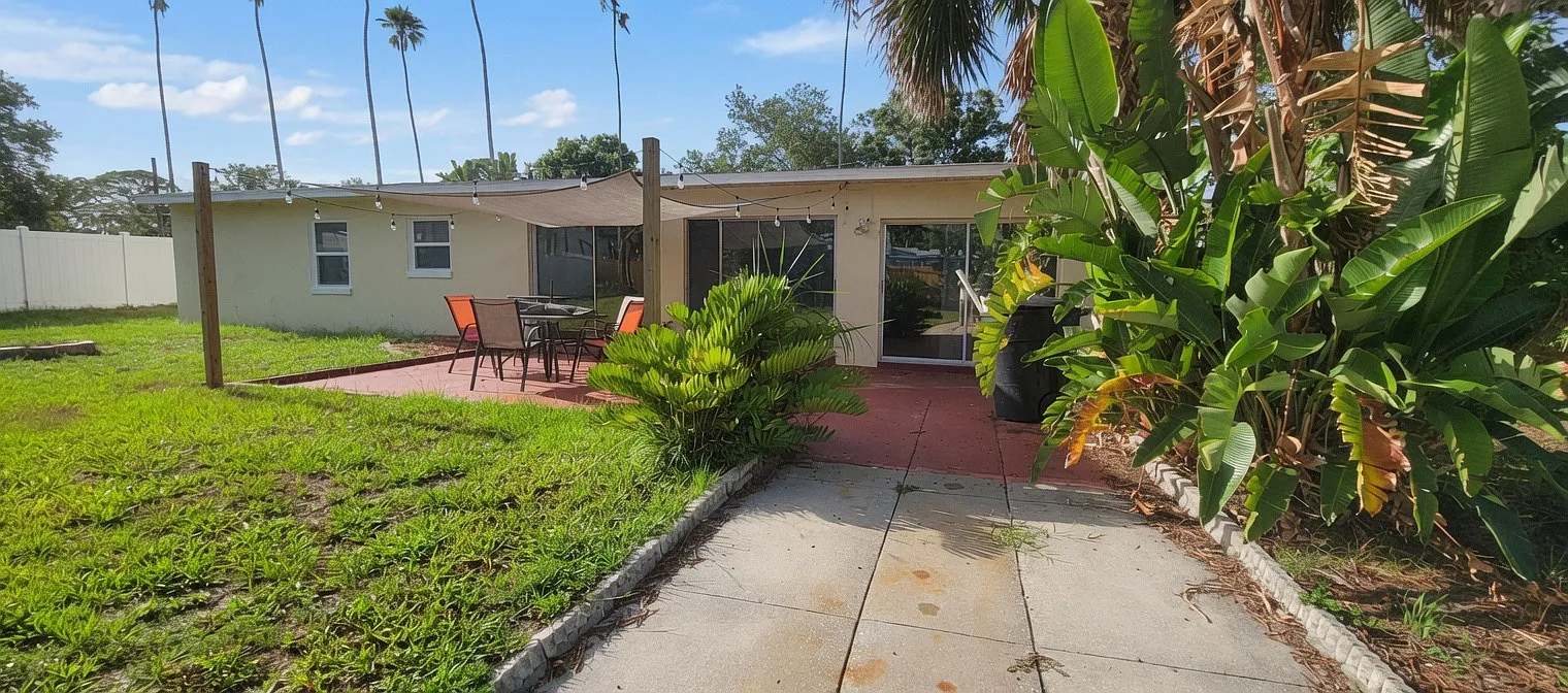 3 bed, 1120 sqft, $2,395 — Photo 2