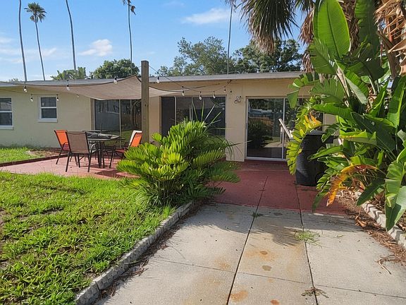 2nd image of 1061 Nokomis St