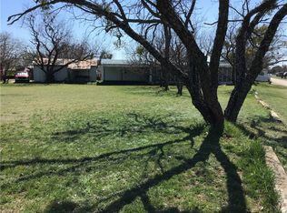 5375 Lakeshore Ct, Graham, TX 76450