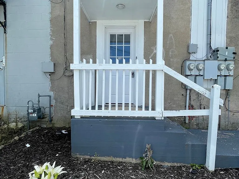 111 W. Franklin-Fourpoint — Photo 13