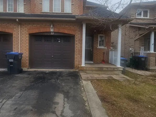 33 Coppermill Dr, Brampton, ON L7A 1N1