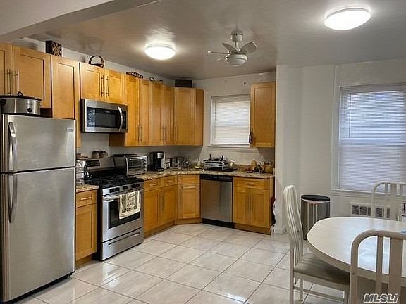 4th image of 284 Central Ave APT B3