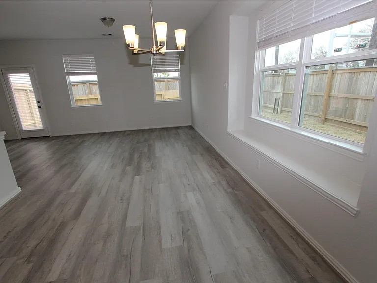 27802 Western Creek Ct — Photo 44