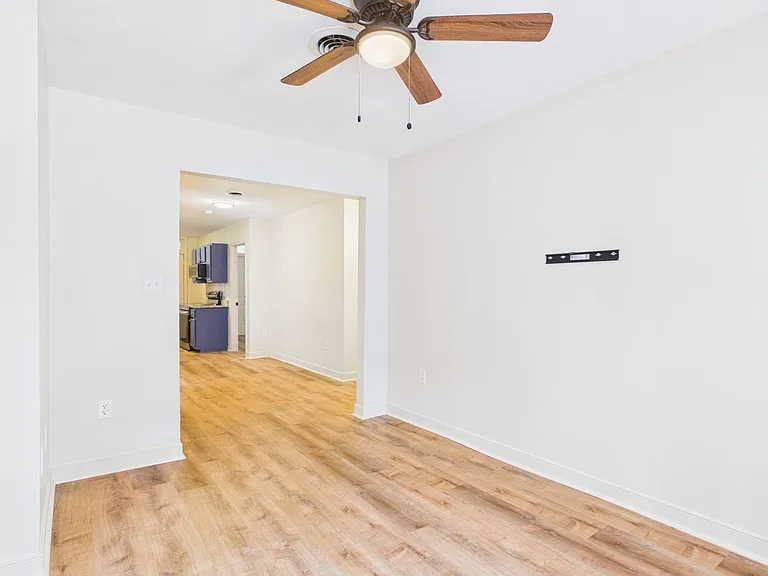411 Gilmer St #B — Photo 11