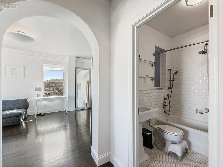 2999 California St #66 — Photo 2