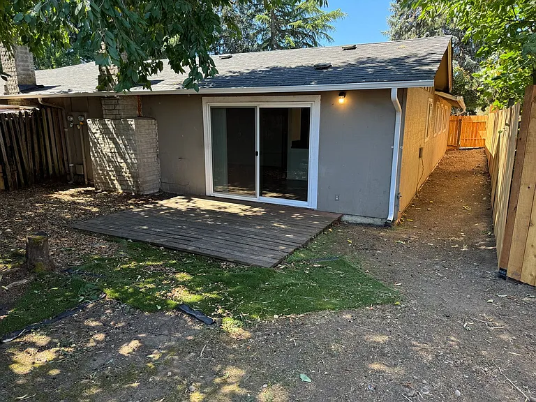 1739 Rainbow Loop — Photo 22