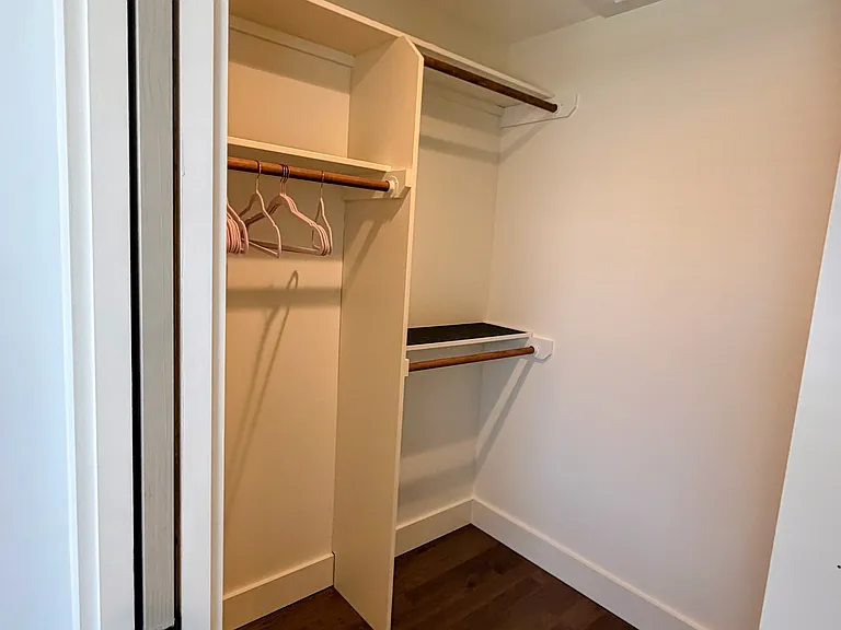 105 W Elizabeth St — Photo 21