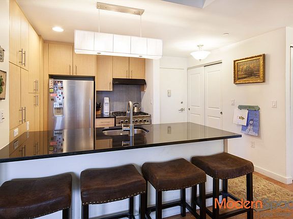 2nd image of 549 Borden Ave