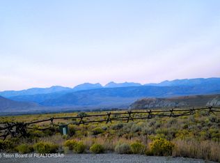 68 Blackburn Ln, Pinedale, WY 82941