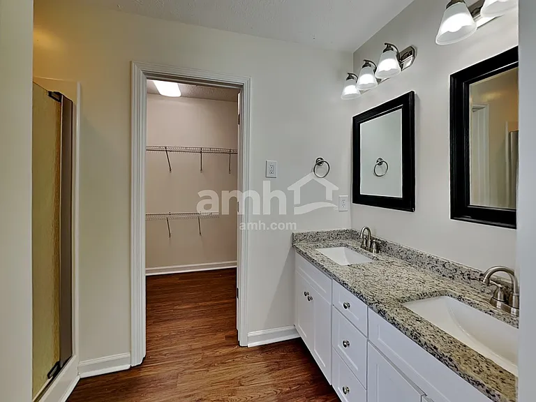 127 Paige Park Ln — Photo 11