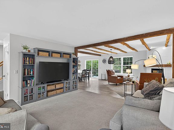 5th image of 6 Woodlyn Ct