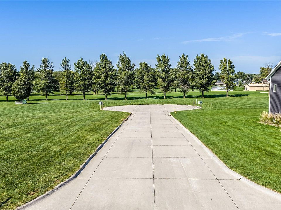 1st image of 9 Gallop Ct