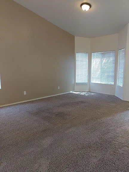 11360 W Chase Dr — Photo 3