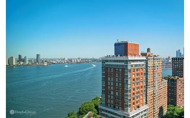 Rented by Douglas Elliman | media 9