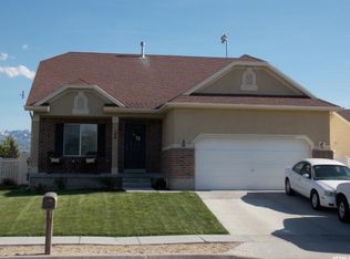 104 E Shamrock Ln, Stansbury Park, UT 84074