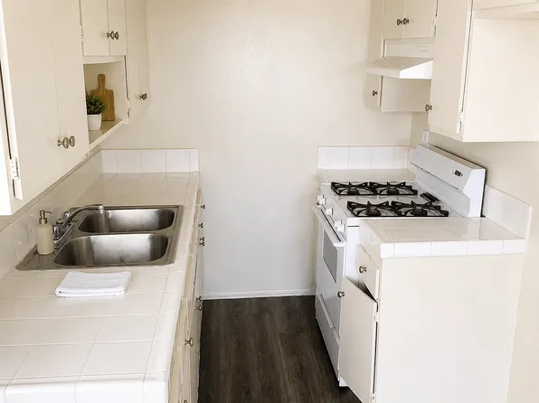 1310 W. D Street, 1310 W D St APT 13, Wilmington, CA 90744