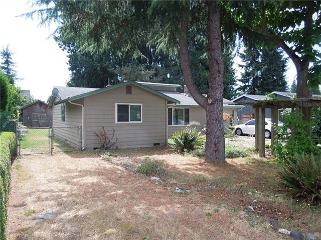 1st image of 4516 90th Pl NE