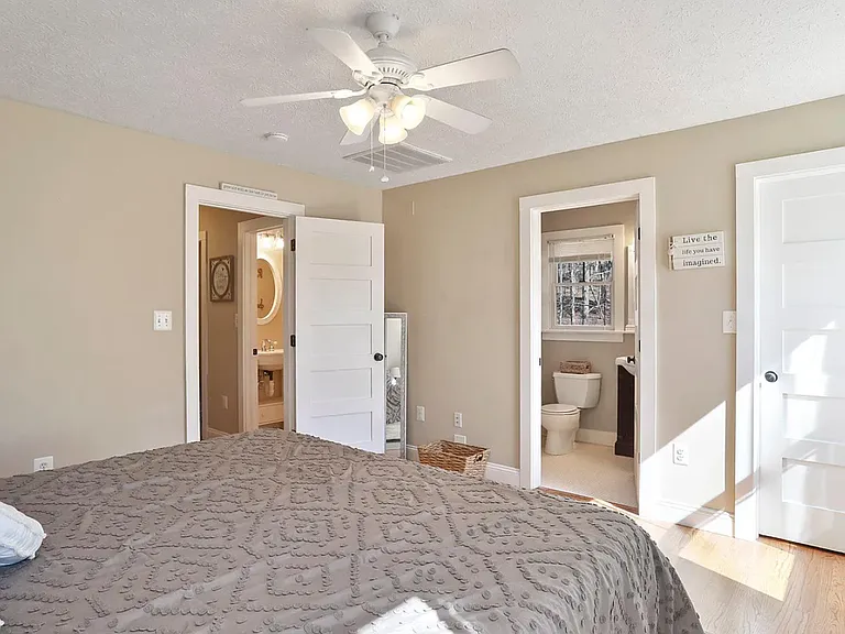 627 Lakeview Dr — Photo 21
