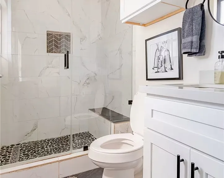 1574 N Orange Grove Ave — Photo 22