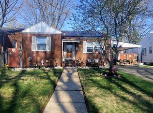 230 Fernwood Ter, Linden, NJ 07036