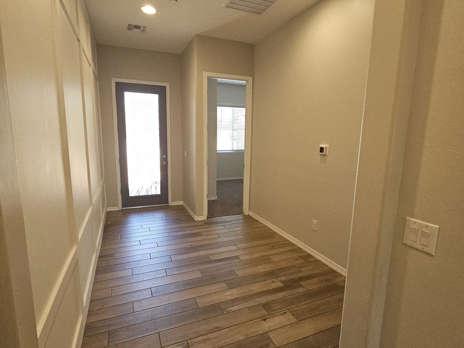 4 bed, 2830 sqft, $3,000 — Photo 4