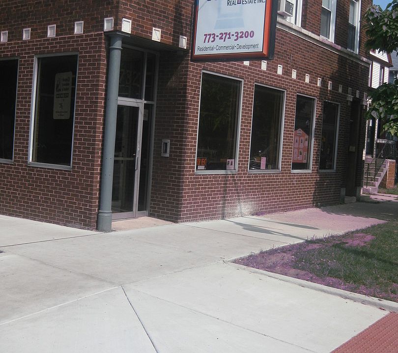 1st image of 4734 N Damen Ave APT 3