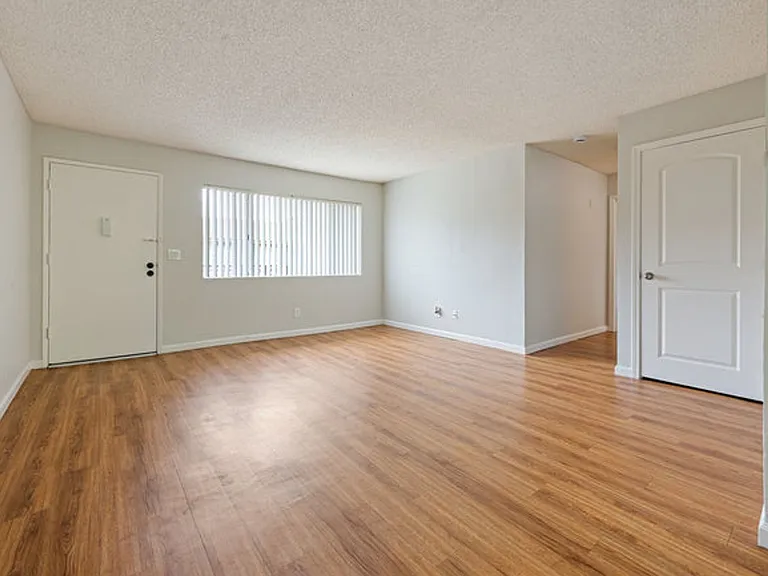 9059 Harness Street — Photo 12
