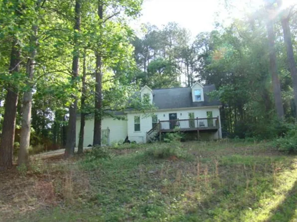 3035 Gum Creek Ln, Loganville, GA 30052