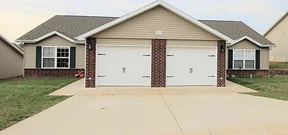 1st image of 171 Lyle Curtis Cir #B