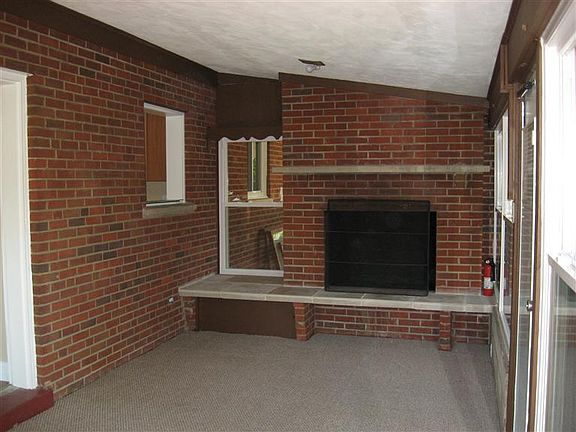 5th image of 1129 Hearthstone Dr