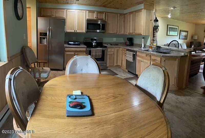 3rd image of 15B Evergreen Road #15B