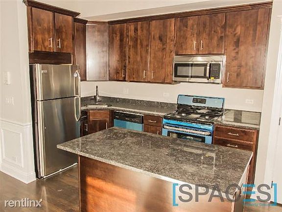 2nd image of 1509 W Balmoral Ave