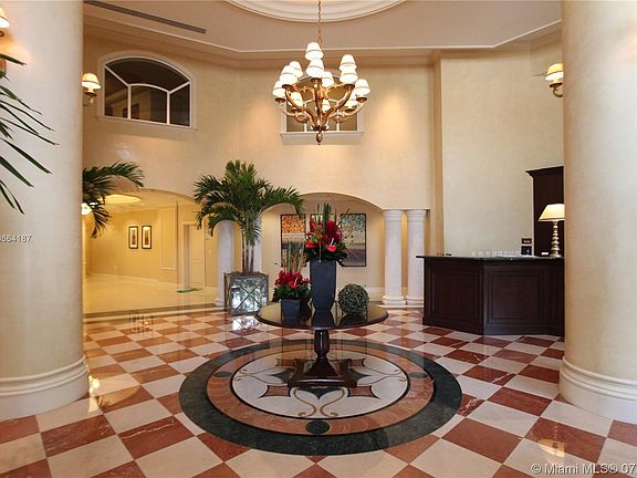 5th image of 20000 E Country Club Dr #Ts10